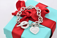 Load image into Gallery viewer, Return To Tiffany &amp; Co. Silver Heart Toggle Mini Key Charm 7.5&quot; Bracelet
