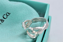 Load image into Gallery viewer, Tiffany &amp; Co. Paloma Picasso Silver Double Loving Heart Ring
